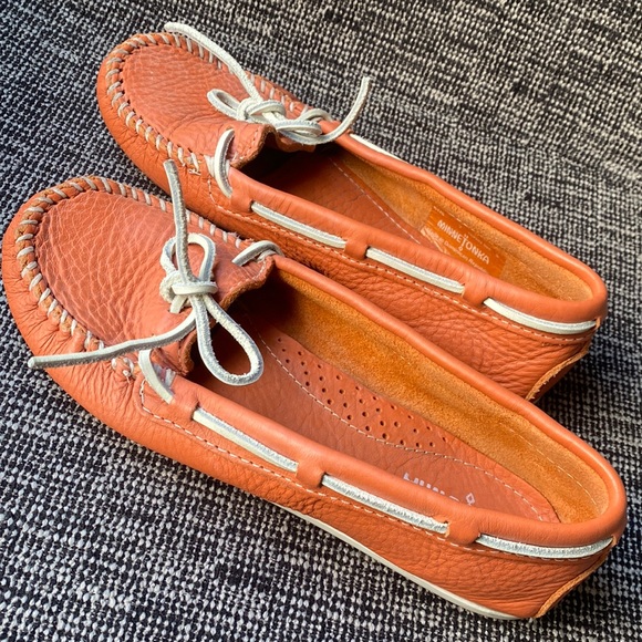 Minnetonka Leather Upper and Lining in Hermes Orange Color Moccasins - 7 - Picture 6 of 15